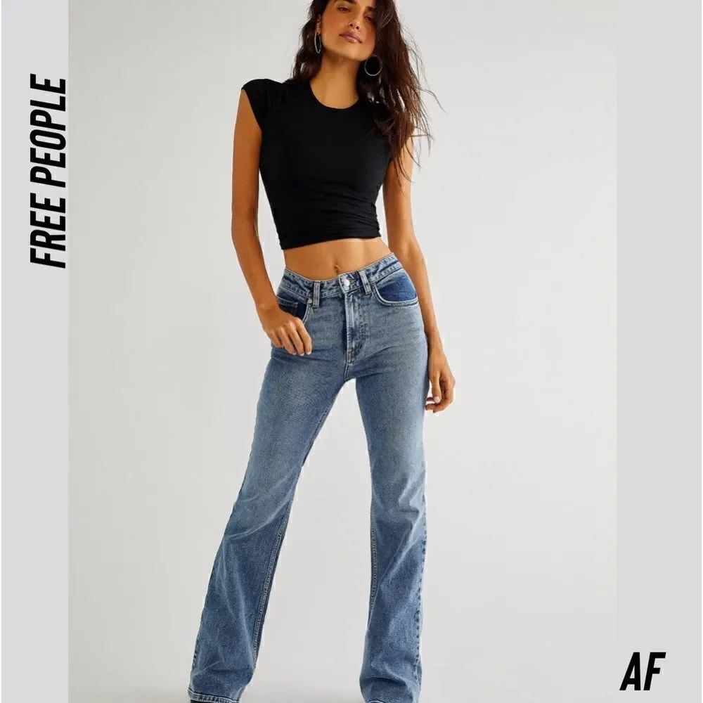 FREE PEOPLE THUNDERBIRD FLARE JEANS IN PURPLE NEW NWT